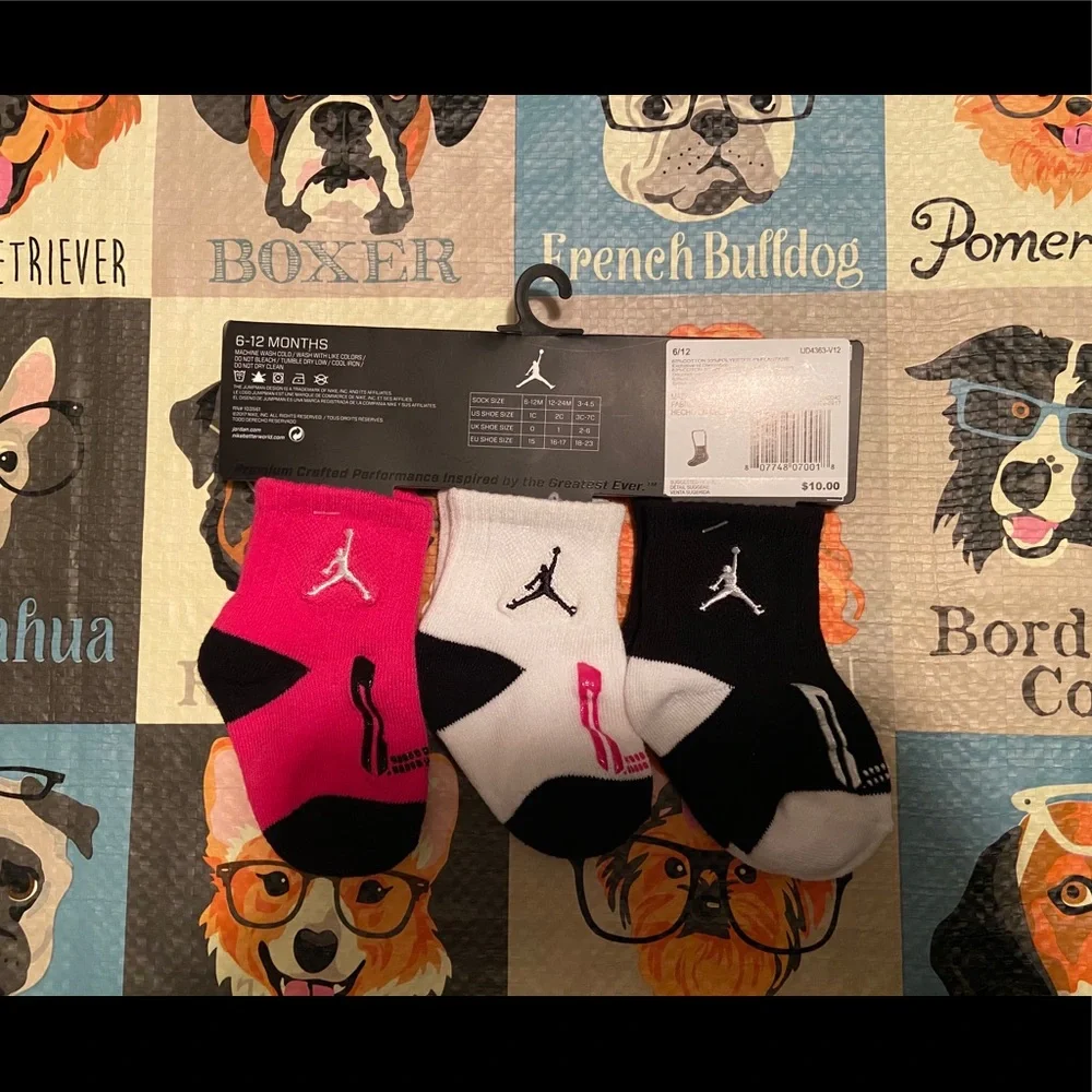 - Jordan Girls 3 Pack Crawler Socks***FINAL PRICE***